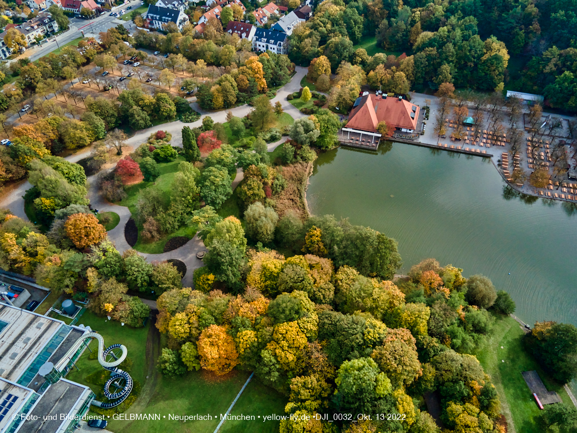 13.10.2022 - Der Ostpark mit See und Biergarten in Neuperlach